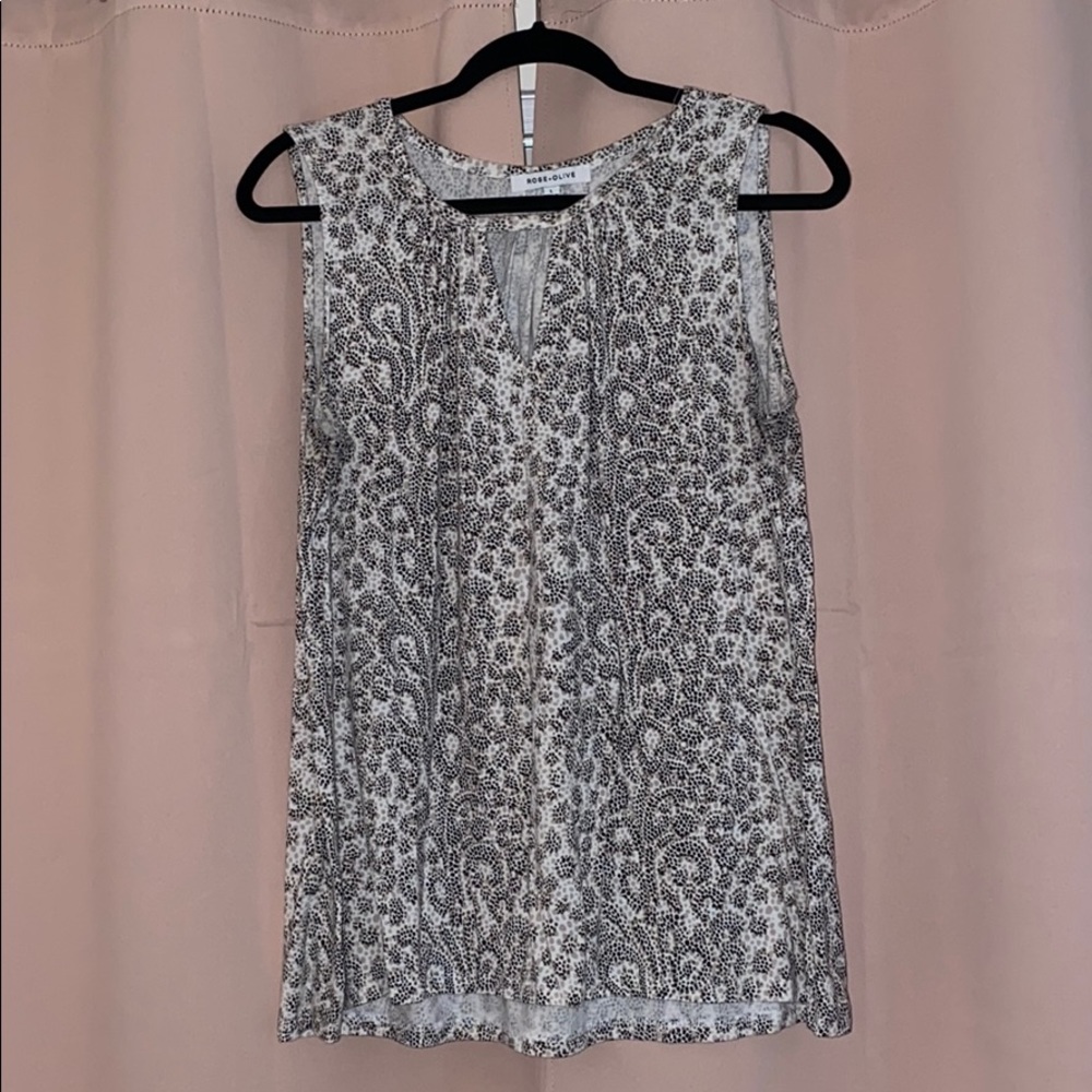 Cream Key hole tank top
